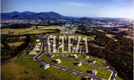Terreno em condomínio fechado à venda no Cachoeira, Atibaia  por R$ 329.000