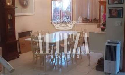 Casa com 5 quartos para alugar na Vila Petrópolis, Atibaia , 246 m2 por R$ 7.500