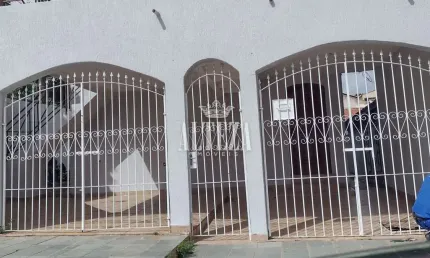 Casa comercial para alugar no Alvinópolis, Atibaia  por R$ 6.000