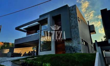 Casa em condomínio fechado com 4 quartos à venda no Alpes de Atibaia, Atibaia  por R$ 3.200.000