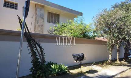 Casa com 4 quartos à venda no Jardim Maristela, Atibaia  por R$ 1.650.000