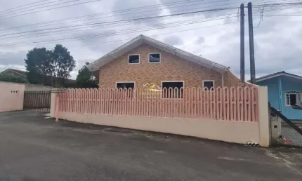 Casa com 3 quartos à venda na Rua Angelo Cequinel, 5510, Fazendinha, Campo Largo por R$ 750.000