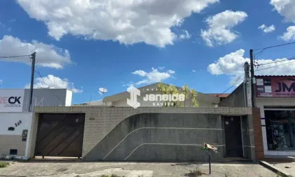 Casa com 4 dormitórios à venda, 350 m² por R$ 580.000,00 - Sobradinho - Feira de Santana/BA
