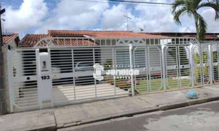 Casa com 2 quartos à venda na Avenida Eduardo Fróes da Mota, Mangabeira, Feira de Santana