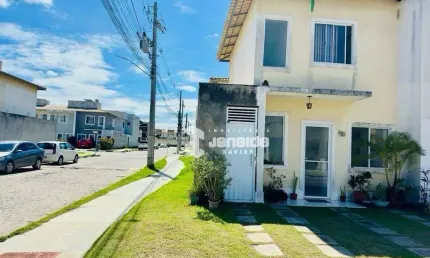 Casa em condomínio fechado com 2 quartos à venda na Rua Rubens Francisco Dias, Papagaio, Feira de Santana