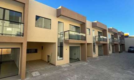 Casa Duplex em condomínio - 3 suítes no centro de Lauro de Freitas
