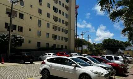 Apartamento com 3 quartos para alugar na Rua Manoel Silvestre Leite, 22, Centro, Lauro de Freitas