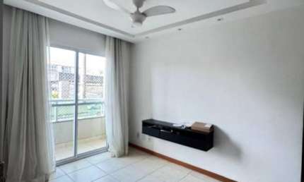 Apartamento para Locação – Condomínio Soberanos, Buraquinho.