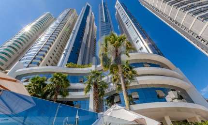 Apartamento para Locação Anual Frente ao Mar em Balneário Camboriú