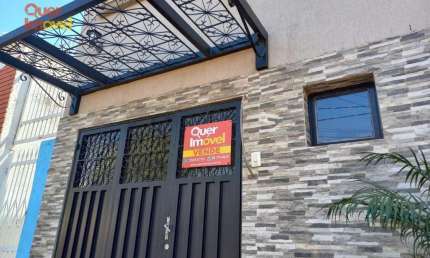 Casa à venda em Ribeirão Preto-SP, Vila Seixas: Residencial com 3 quartos, 2 salas, 2 banheiros, 1 vaga de garagem, 136m² - Quer Imóvel Negócios Imobiliários.