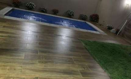 Casa em Condomínio à Venda em Ribeirão Preto-SP: 3 quartos, 3 suítes, 2 salas, 5 banheiros, 4 vagas na Terras de Florença, 190m².