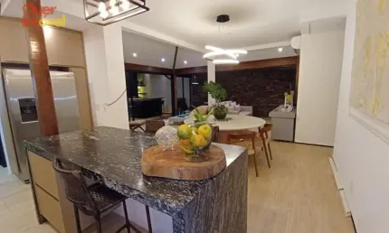 Casa em Condomínio de Luxo em Bonfim Paulista - Ribeirão Preto-SP  3 quartos, 3 suítes, 4 banheiros, 4 vagas  190m²  Venda e Locação