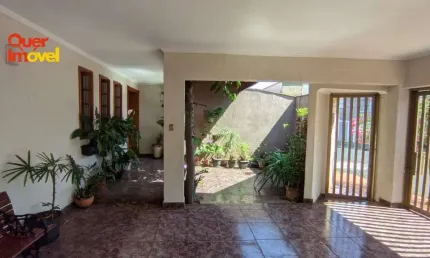 Casa no Jardim Independência: 4 quartos, 2 suítes, 3 salas, 2 vagas, 215m². Imperdível em Ribeirão Preto-SP! Acesse Quer Imóvel Negócios Imobiliários.