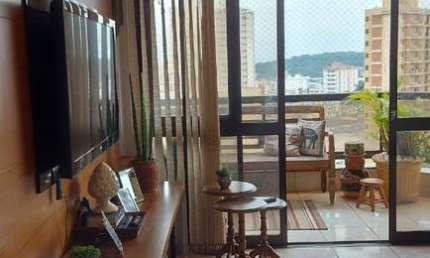 Apartamento à venda em Ribeirão Preto-SP, Vila Seixas. 3 quartos, 1 suíte, 2 salas, 4 banheiros, 2 vagas, 133m².