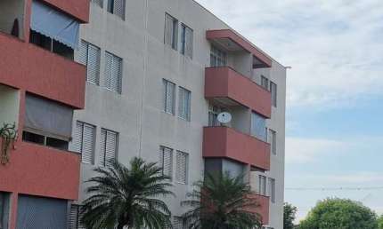 Apartamento à venda no Jardim Interlagos, Zona Leste de Ribeirão Preto-SP. 3 quartos, 1 sala, 1 banheiro, 1 vaga. 64m² - Quer Imóvel.
