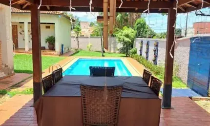 Casa à venda no Jardim Recreio, Ribeirão Preto-SP: 3 quartos, 3 suítes, 5 salas, 4 banheiros, 5 vagas, 450m². Quer Imóvel Negócios Imobiliários.