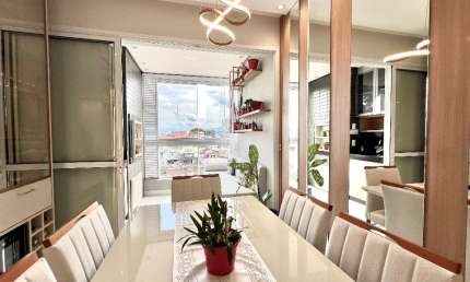 Apartamento mobiliado de alto padrão no Estreito, Floripa