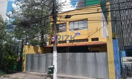 Prédio à venda na Rua Padre Antônio Tomás, Água Branca, São Paulo
