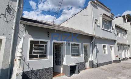 Casa com 26 quartos à venda na Rua Backer, Cambuci, São Paulo
