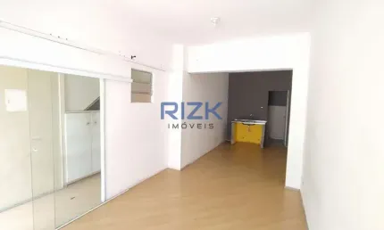 Casa com 3 quartos para alugar na Avenida da Aclimação, Aclimação, São Paulo