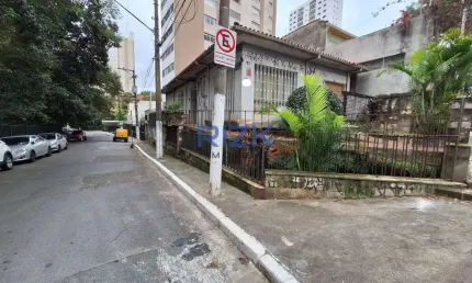 Casa com 3 quartos à venda na Rua Basílio da Cunha, Aclimação, São Paulo