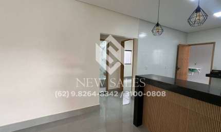 Casa térrea com 3 quartos, garagem para 3 carros - Jardim Scala / Trindade