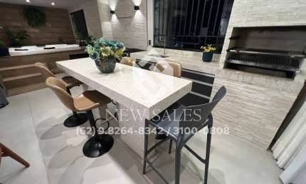 Cobertura duplex reformada, 4 quartos sendo 3 suites - Setor Oeste