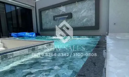 Casa Moderna de Alto Padrão - Piscina aquecida e Hidromassagem 