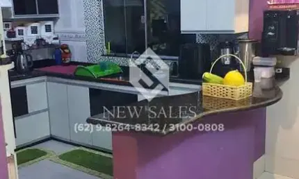 CASA 3 QUARTOS 2 SUITE MOBILHADA  200 MTS  3 VAGAS JARDIM ITAIPU