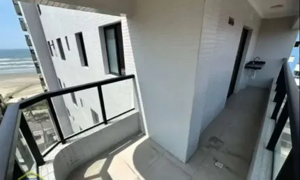 Oportunidade 2 dormitórios com financiamento bancario! Prédio Frente Mar!