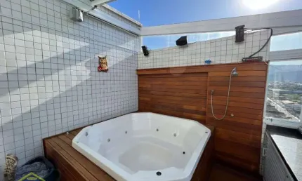 Tá linda viu!! cobertura duplex em prédio frente mar * mobiliada finamente com ofurô