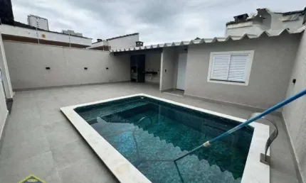 Casa Térrea Isolada com Edícula - 3 dorms + 1 dorm na Edícula - 4 vagas!
