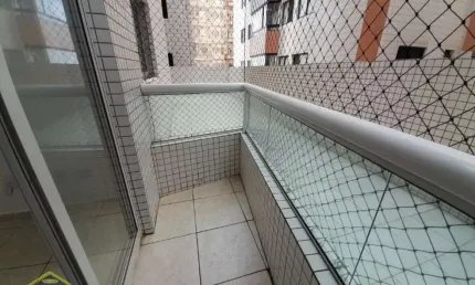 Apartamento com 2 dorms e lazer do Ladinho da praia!! Confira!