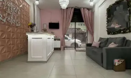 Casa Comercial Térrea na Guilhermina - Lado Praia! Excelente localização!