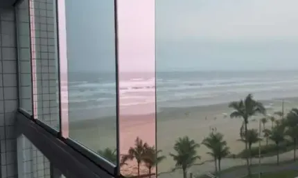 Apartamento à Venda - 2 Dormitórios (1 Suíte), Sacada Gourmet e Vista-Mar! - Cód: ACT3326