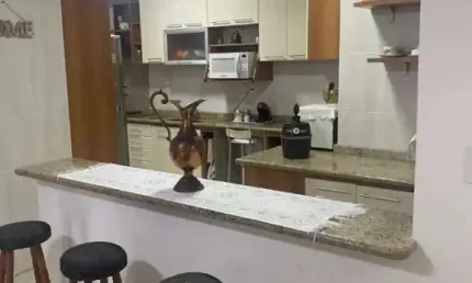 Apartamento com 2 Dormitórios (1 Suíte) + Vaga de Garagem - Cód: ACT3359
