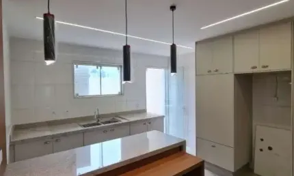 Lindo Sobrado em Condomínio Sustentável - Todo Planejado!! Financia!