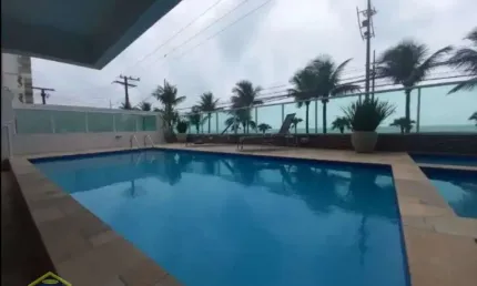 Apartamento em prédio frente mar com varanda gourmet e lazer!! confira!
