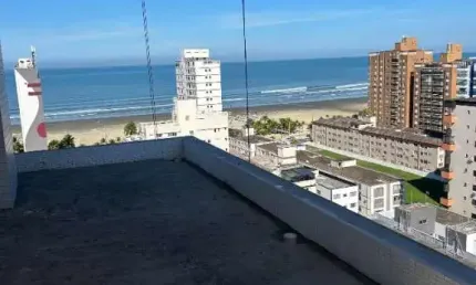 ALTO PADRÃO, 03 SUÍTES, 03 VAGAS, HÁ 200 MTS DO MAR!