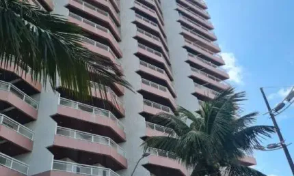 Prédio Frente Mar  - Apto 02 dorms, Mobiliado c/ vista lateral