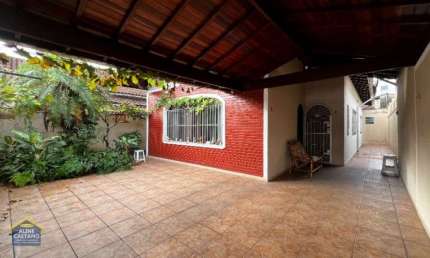 CASA ISOLADA, 3 DORMS , 3 VAGAS , EDÍCULA, MOBILIADA , EXCELENTE LOCALIZAÇÃO!!!