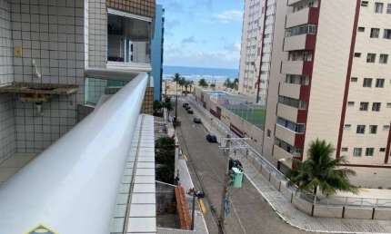 APTO VILA GUILHERMINA, 2 DORMS , 2 VAGAS , APENAS UMA QUADRA DA PRAIA  R$630 MIL.