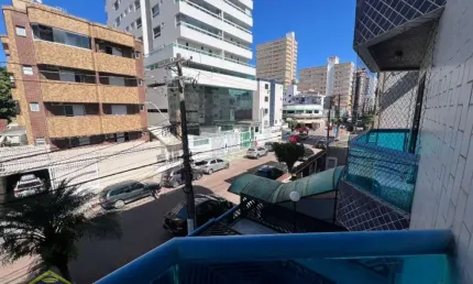 Apartamento com 1 dorm Varanda - 1 vaga de garagem - Lado praia!