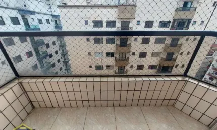 Apartamento com 2 dorms 2 sacadas - piscina - pertinho da praia!