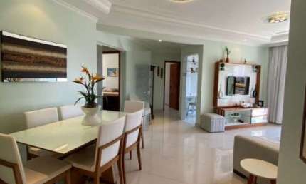 OPORTUNIDADE 3 DORMS, 2 VAGAS, 200 METROS DA PRAIA , SEMI MOBILIADO R$680 MIL.