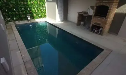 Oportunidade!! casa com piscina e churrasqueira, 02 dorms!!