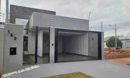 Casa com 3 quartos à venda no Jardim Munique, Maringá 