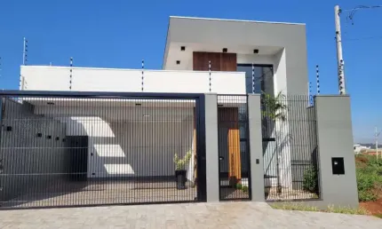 Casa com 3 quartos à venda no Jardim Munique, Maringá 