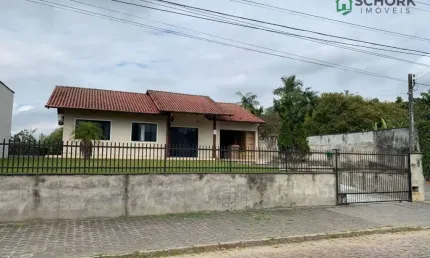 Casa com 3 dormitórios à venda, 160 m² por R$ 800.000,00 - Estados - Timbó/SC
