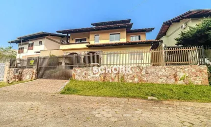 Casa com 6 dormitórios à venda, 225 m² por R$ 1.700.000,00 - Vorstadt - Blumenau/SC